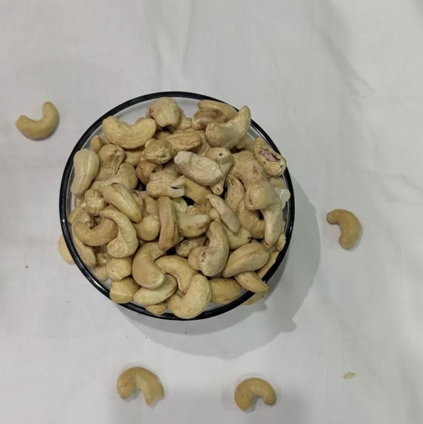 Himalyx Premium Cashew Nuts Pure Taste, Pure Energy
