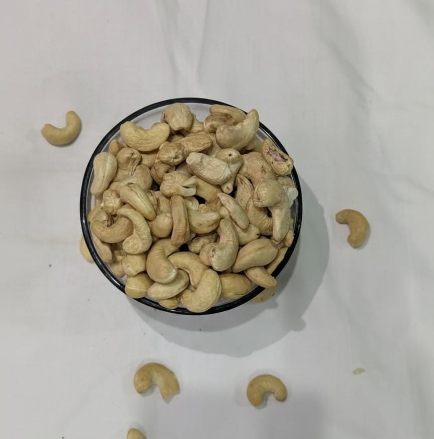 Himalyx Premium Cashew Nuts Pure Taste, Pure Energy